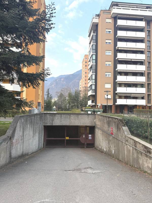 Box - Garage - Posto Auto Bolzano, Bolzano