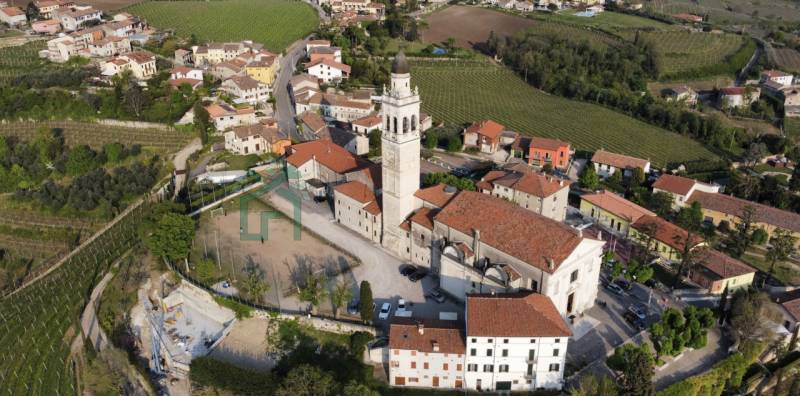 Villa, Colognola ai Colli