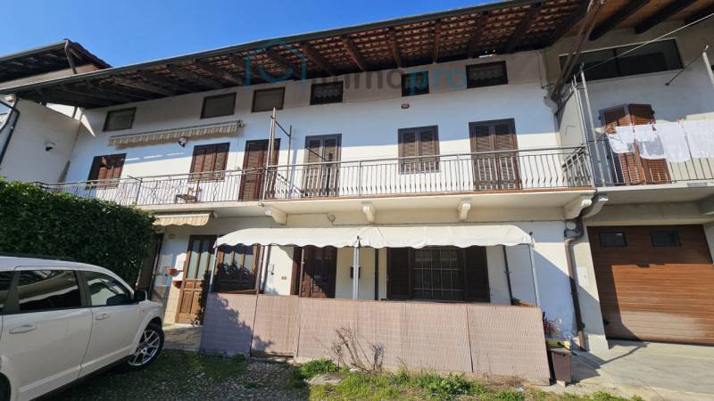 Casa indipendente Favria, Favria