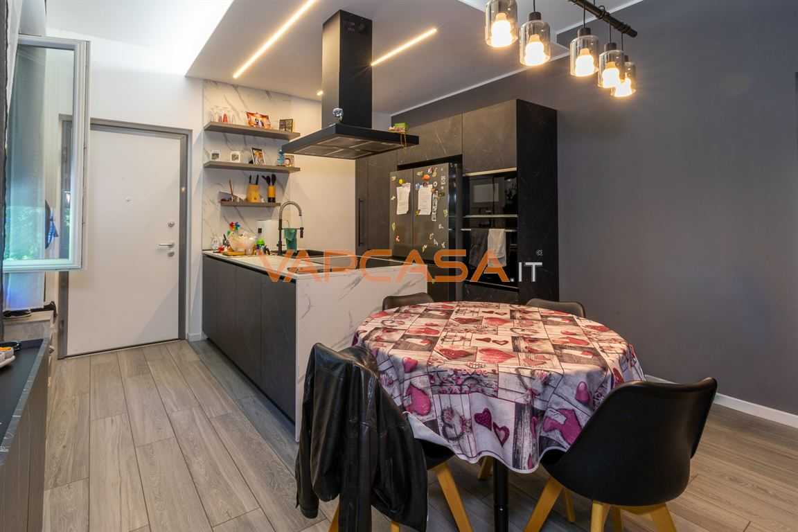 Appartamento VIA RAFFAELLO, Urgnano