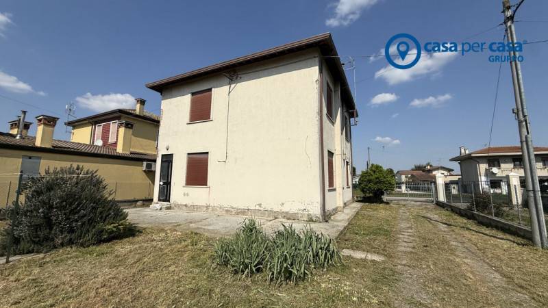 Casa indipendente Gavello, Gavello