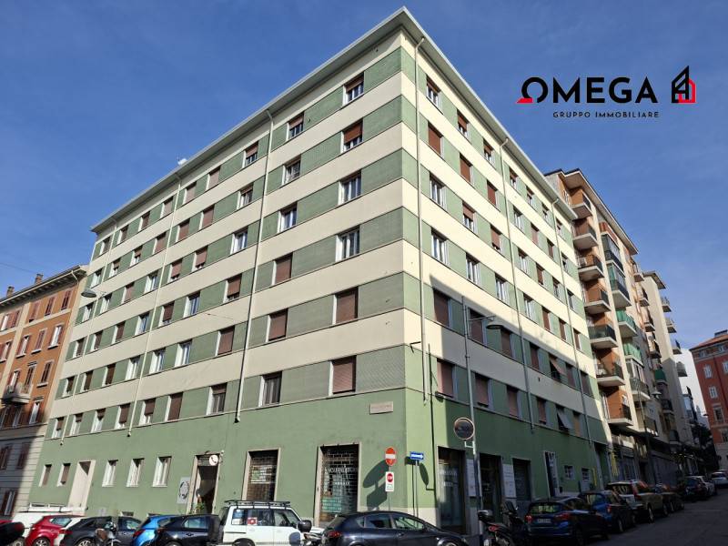 Negozio Semicentro, Trieste