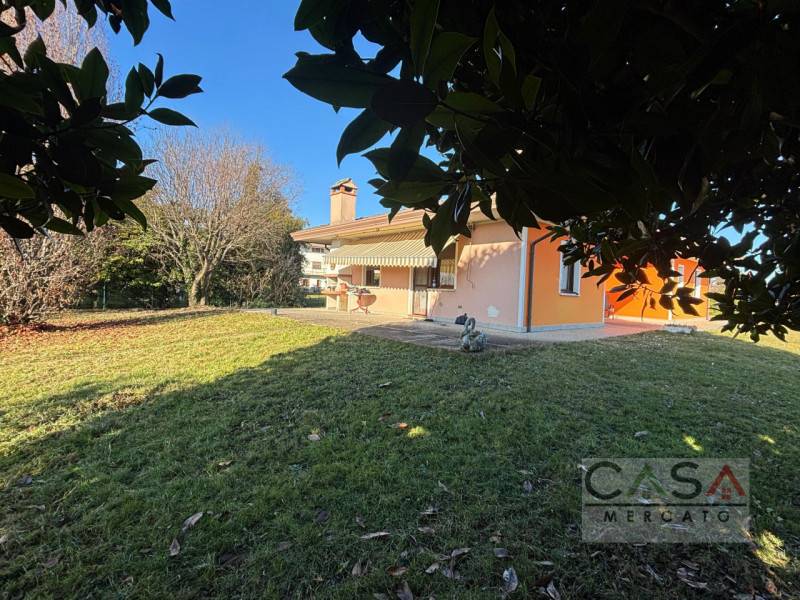 Casa indipendente Vivaro, Vivaro