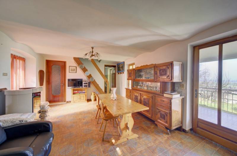 Casa indipendente Envie, Envie
