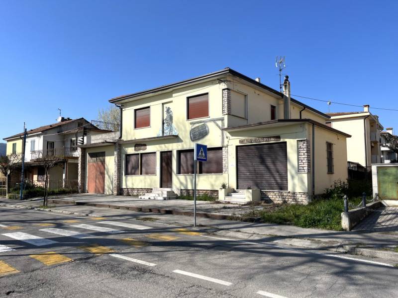 Attività  commerciale Ponte di Mossano, Barbarano Mossano