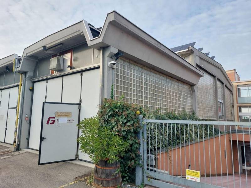 Capannone, Monza