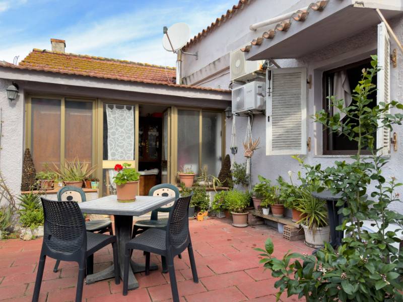 Casa indipendente Villa San Pietro, Villa San Pietro