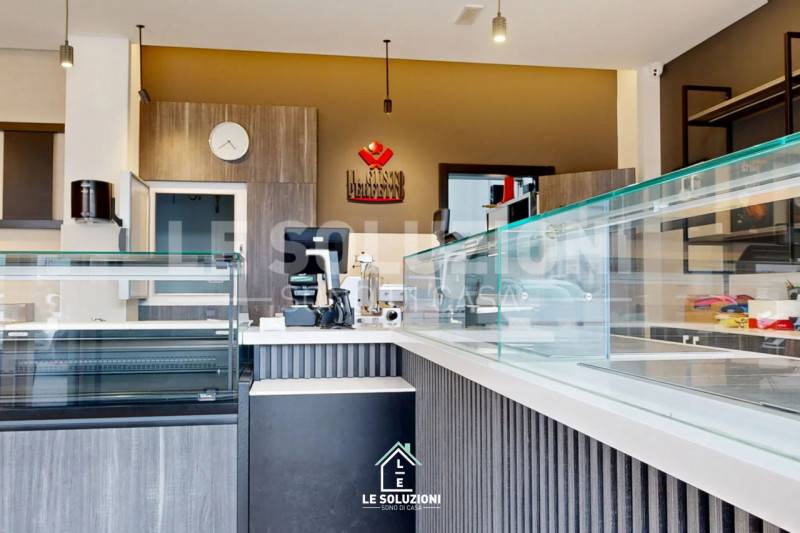 Attività  commerciale, Castellana Grotte