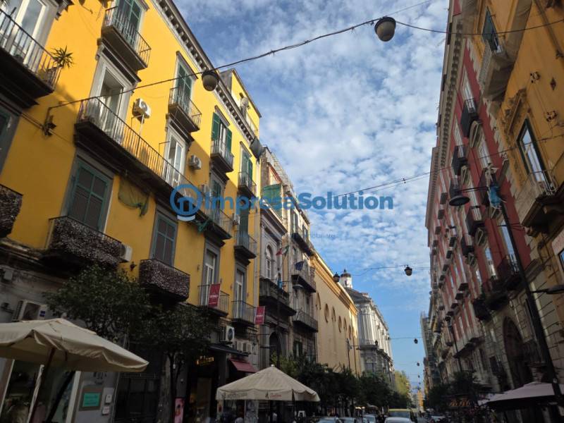 Negozio San Lorenzo, Napoli