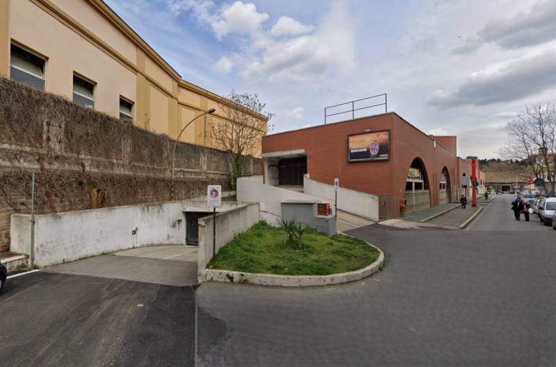 Box - Garage - Posto Auto Trastevere, Roma