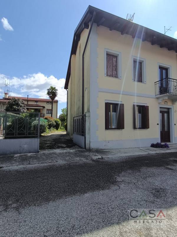 Casa Bi - Trifamiliare San Foca, San Quirino