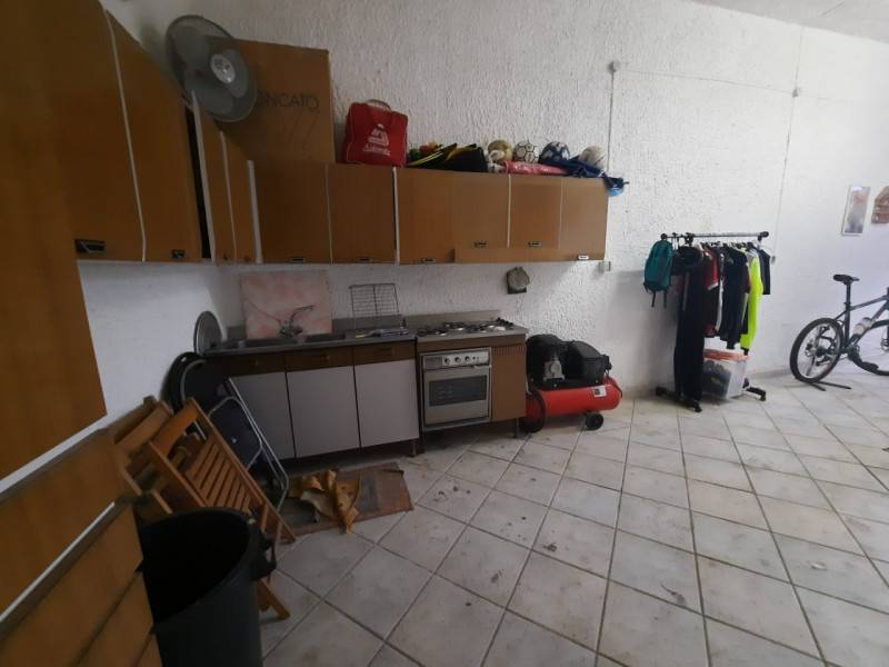 Magazzino - Deposito Moricone, Moricone