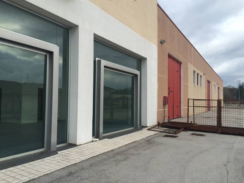Locale commerciale, Frosinone