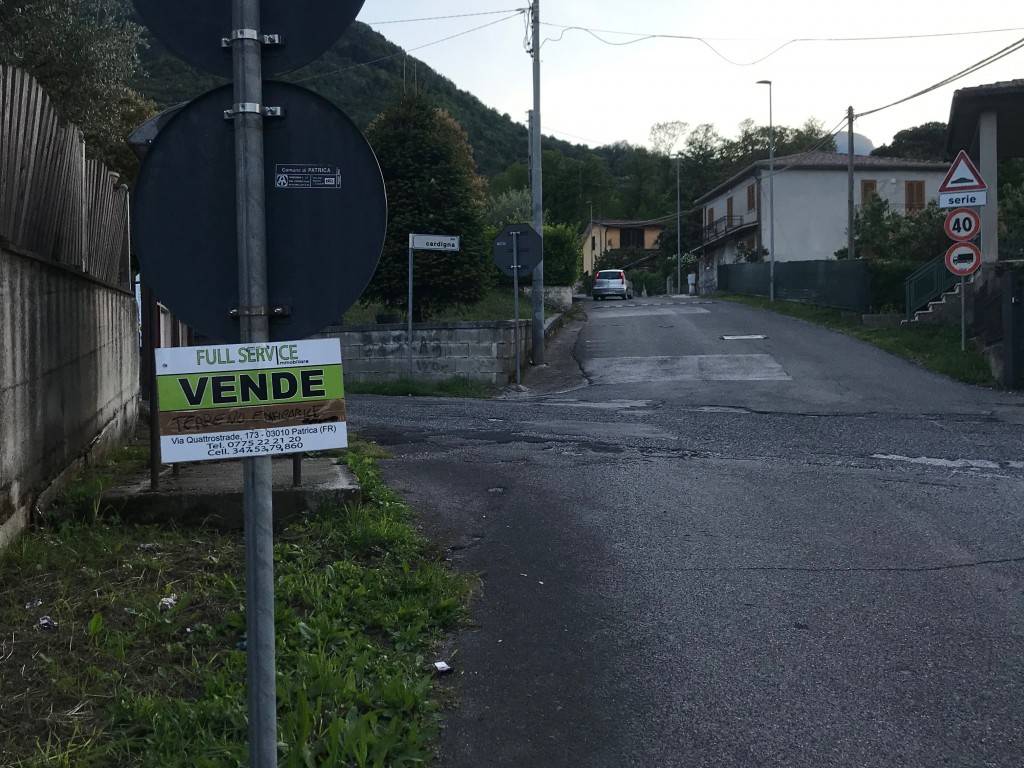 Locale commerciale, Patrica