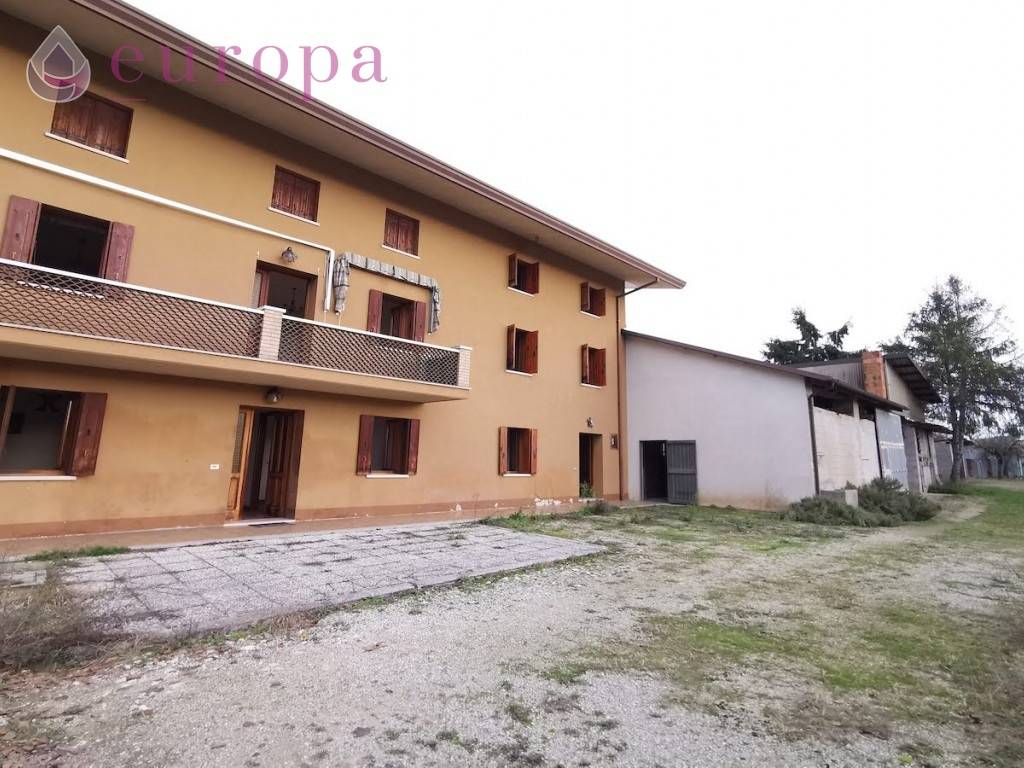 Casa Bi - Trifamiliare, Azzano Decimo