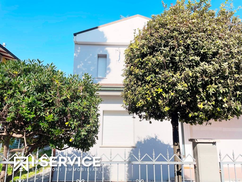 Villa, Cervia