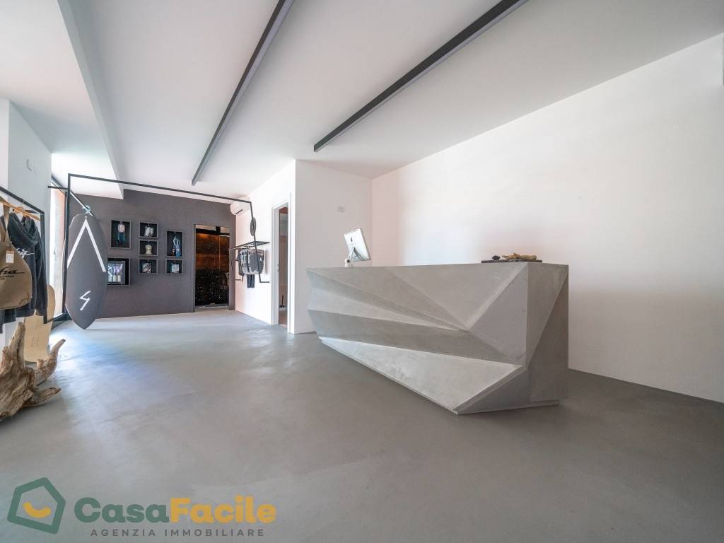 Negozio, Cervia