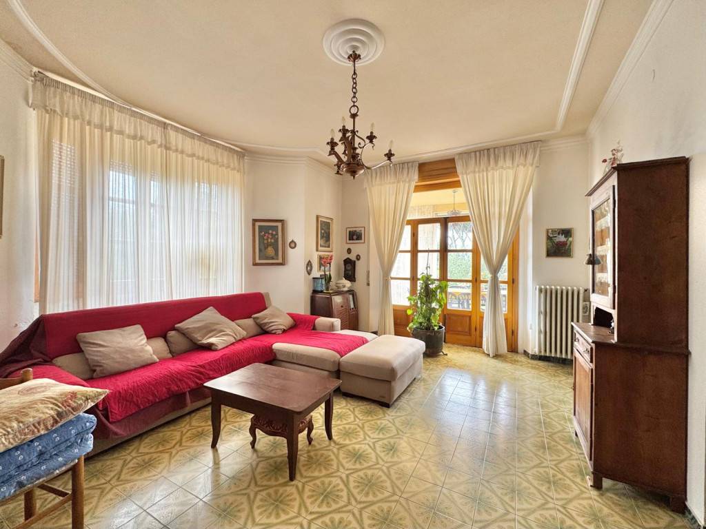 Villa, Lastra a Signa