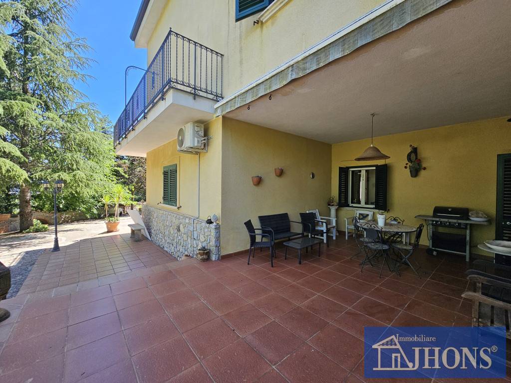 Villa, Enna