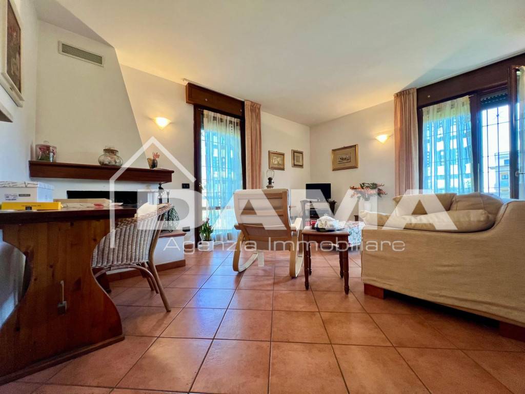 Casa Bi - Trifamiliare, Forlì