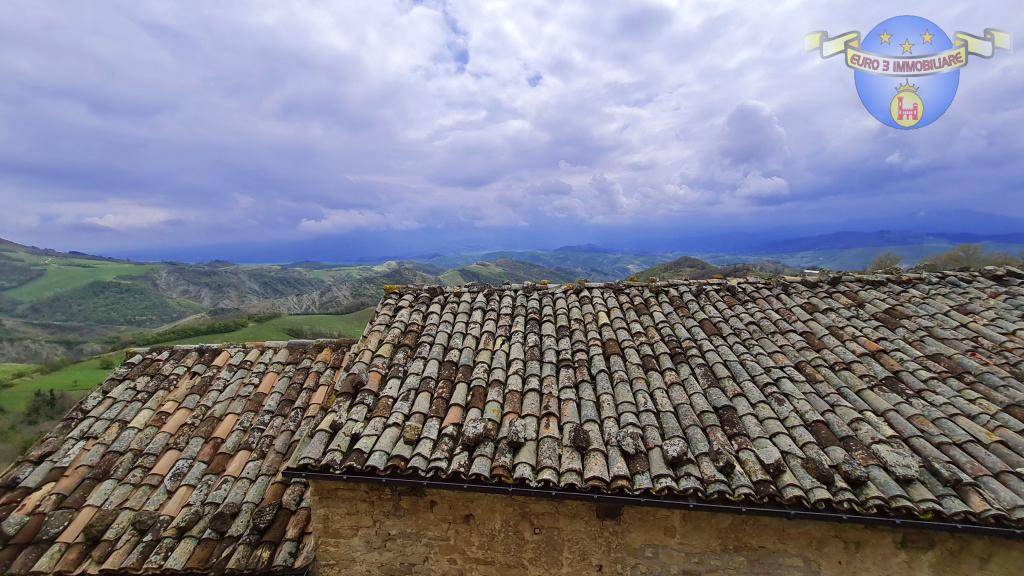 Casa indipendente CASTEL DI CROCE, Rotella