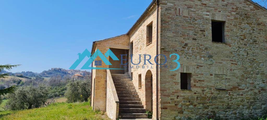 Casale, Montalto delle Marche