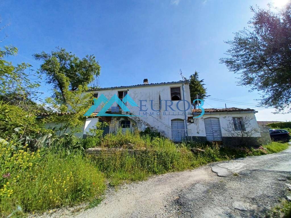 Casa indipendente, Bellante