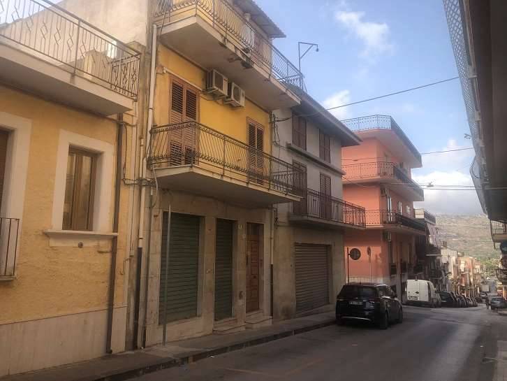 Casa indipendente, Solarino