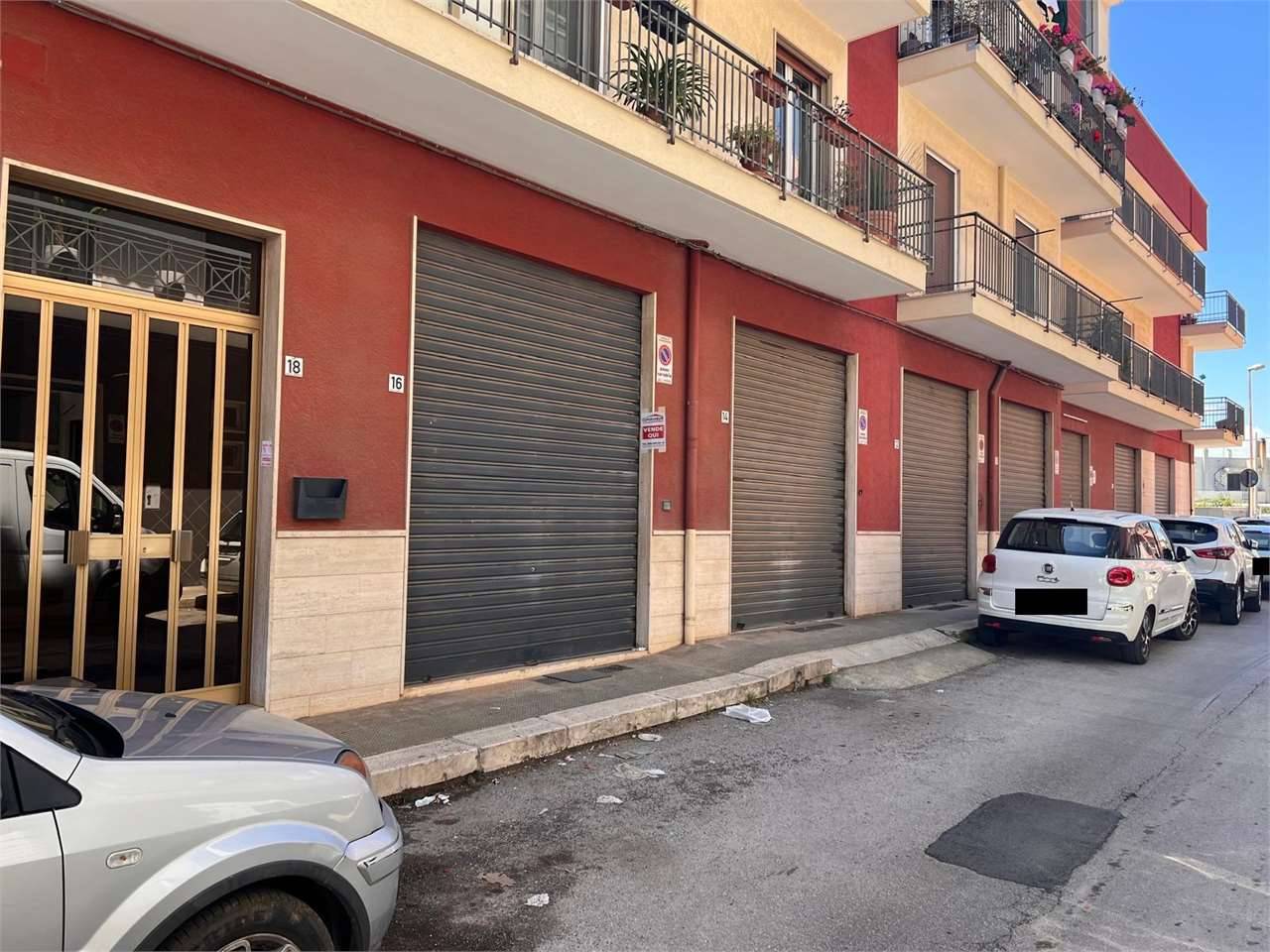 Box - Garage - Posto Auto, Conversano