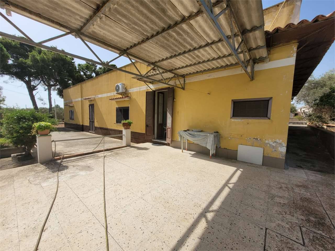 Villa, Augusta