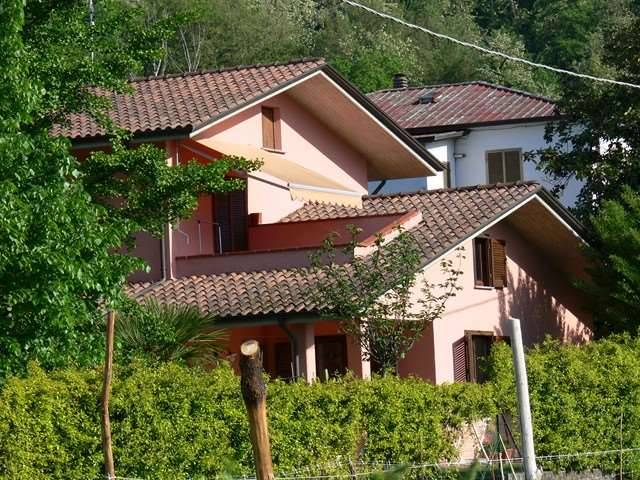Villa, Carrara