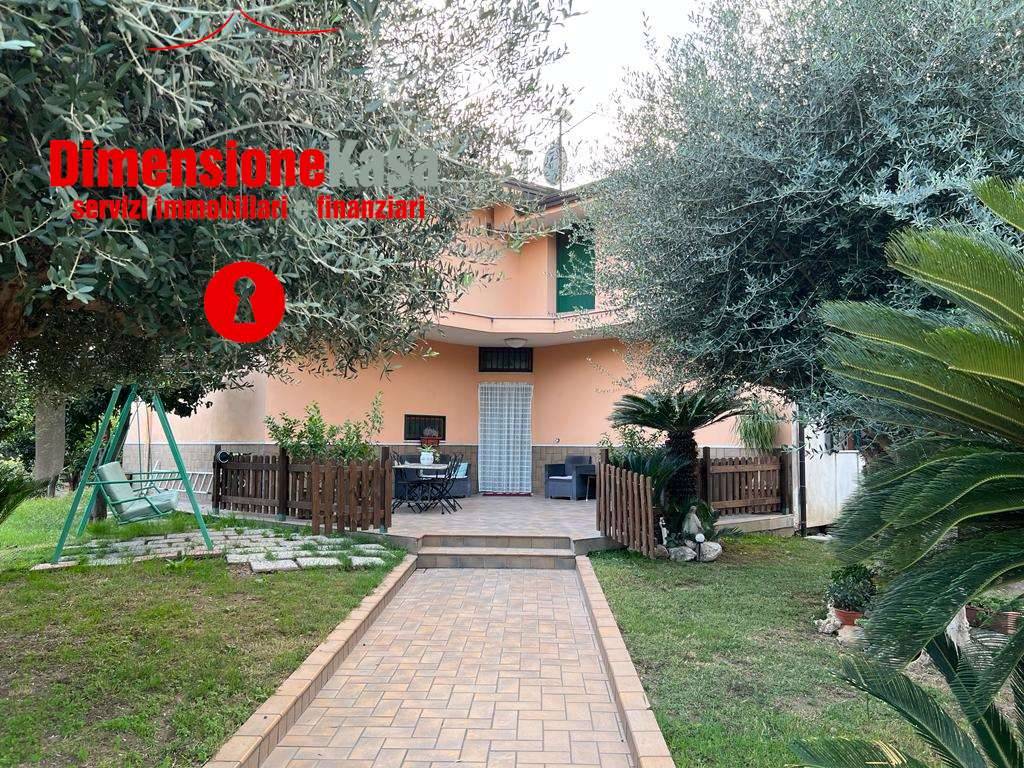Villa, San Felice a Cancello