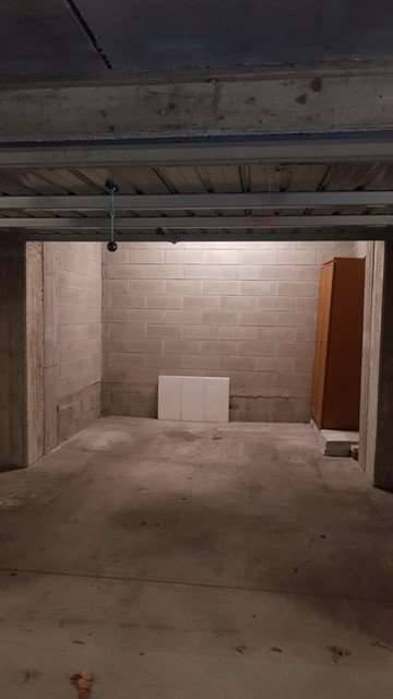 Box - Garage - Posto Auto, Erba