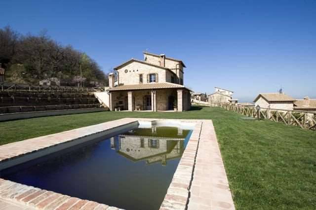Rustico Porchiano, Amelia