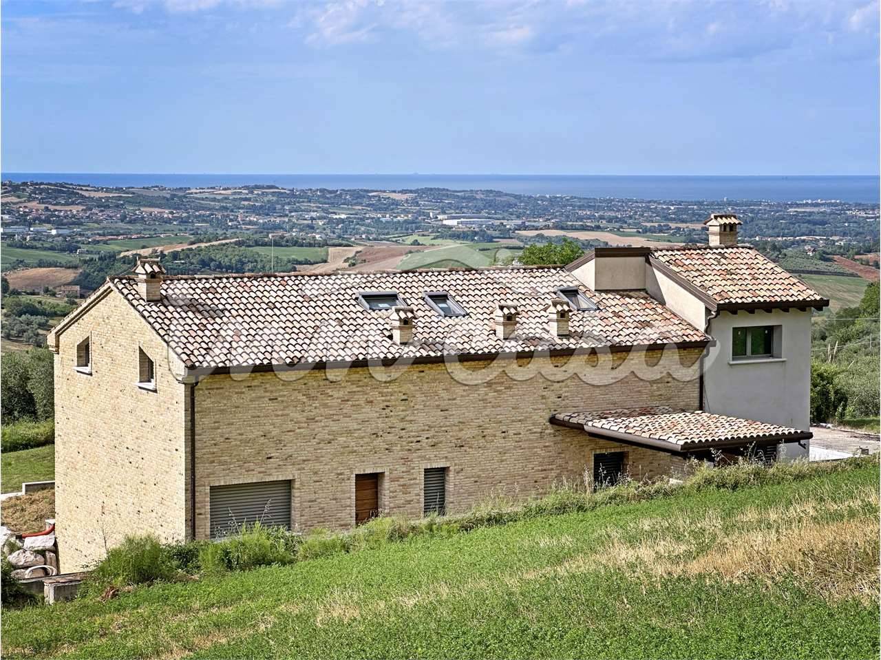 Villa, Saludecio