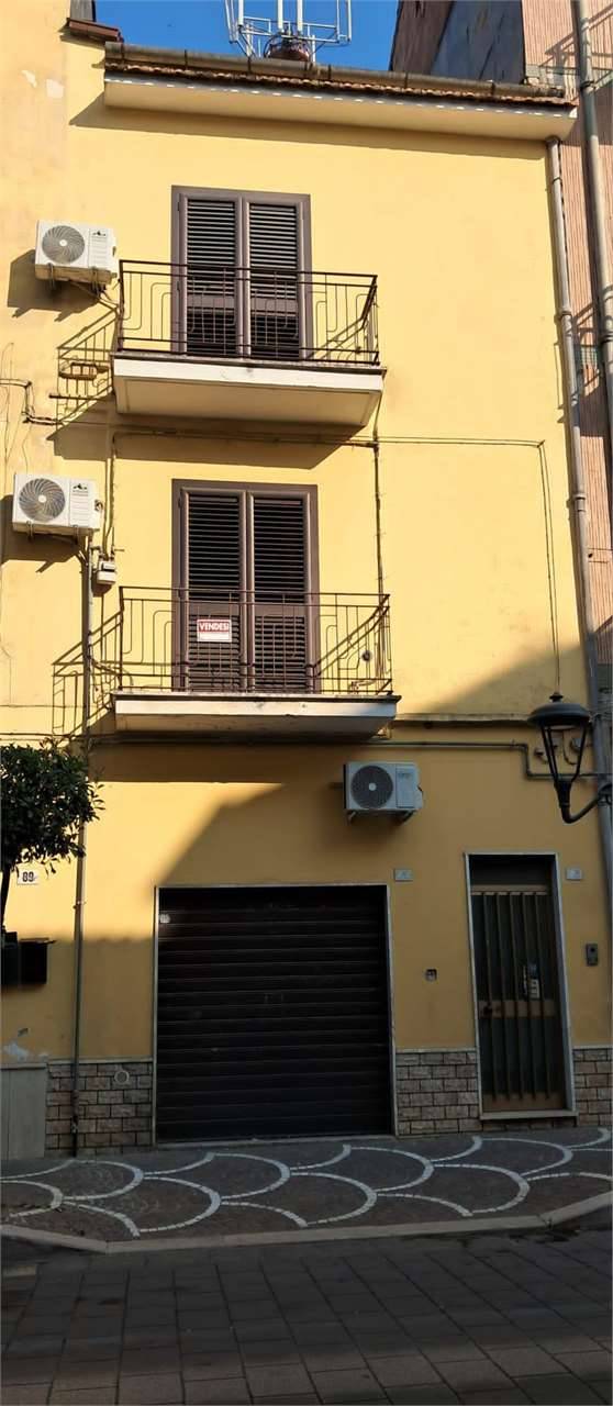 Palazzo - Stabile, Sparanise