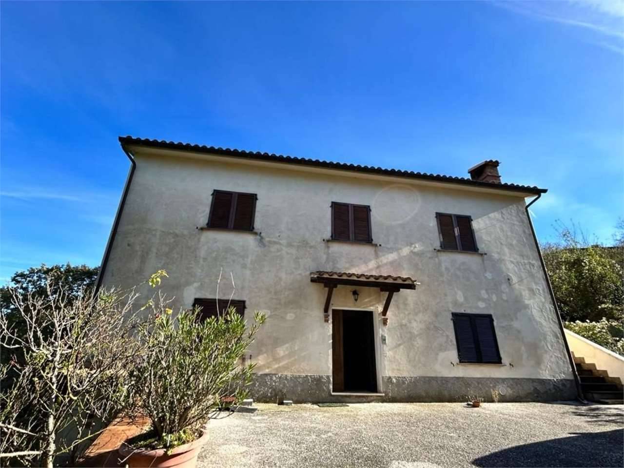 Casa indipendente Casale di Scopoli, Foligno