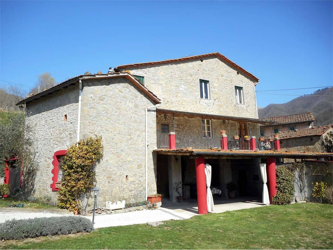 Rustico, Bagni di Lucca