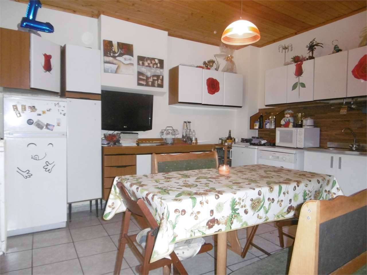 Porzione di casa, Viggiù