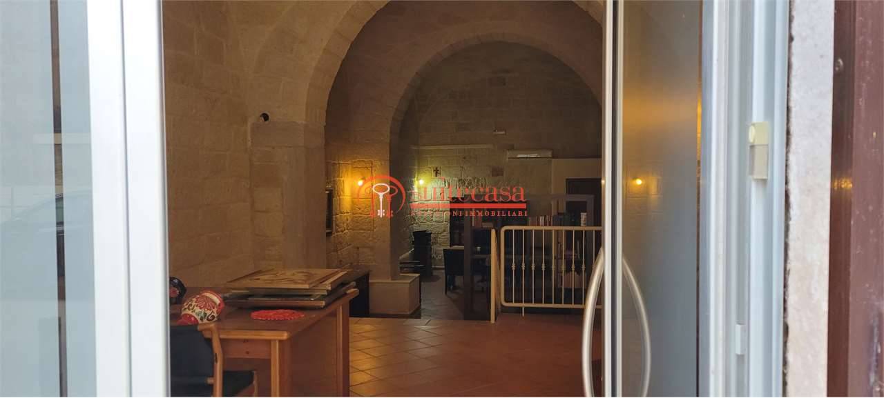 Negozio Centro, Trani