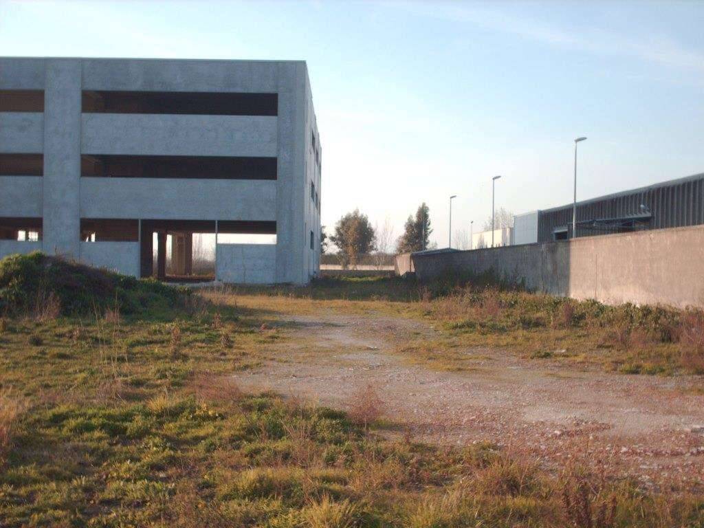 Magazzino - Deposito, Teverola