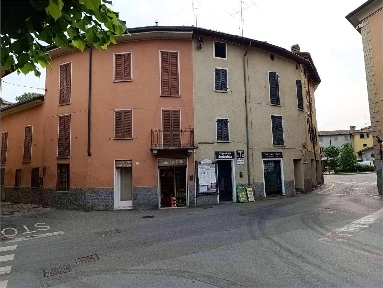 Porzione di casa, Bosisio Parini