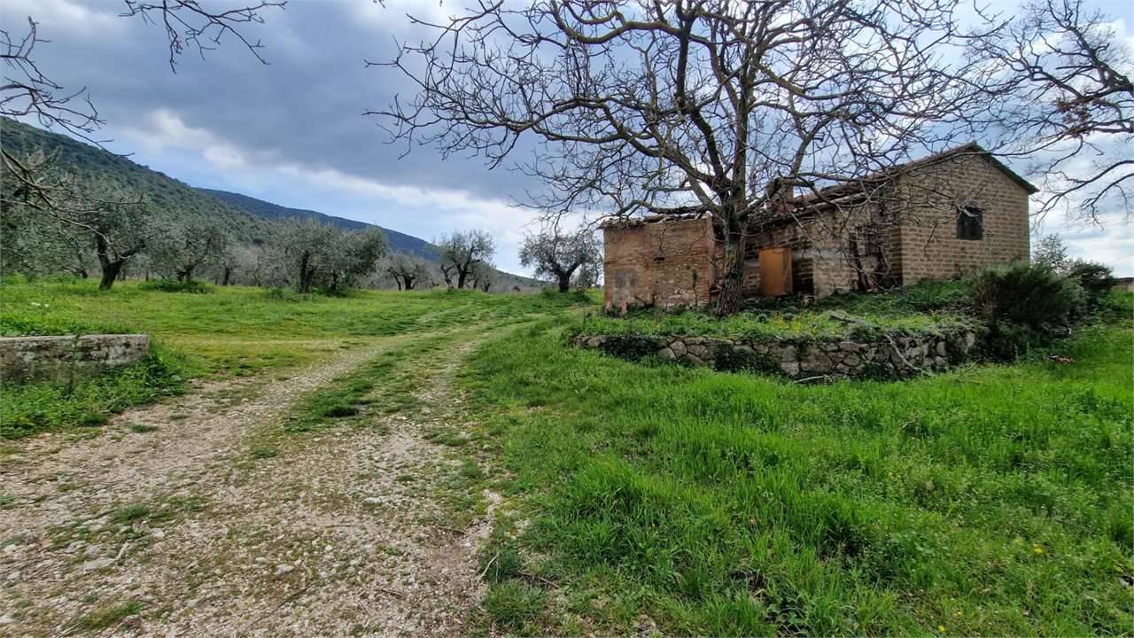 Porzione di casa Barbasciano, Massa Martana