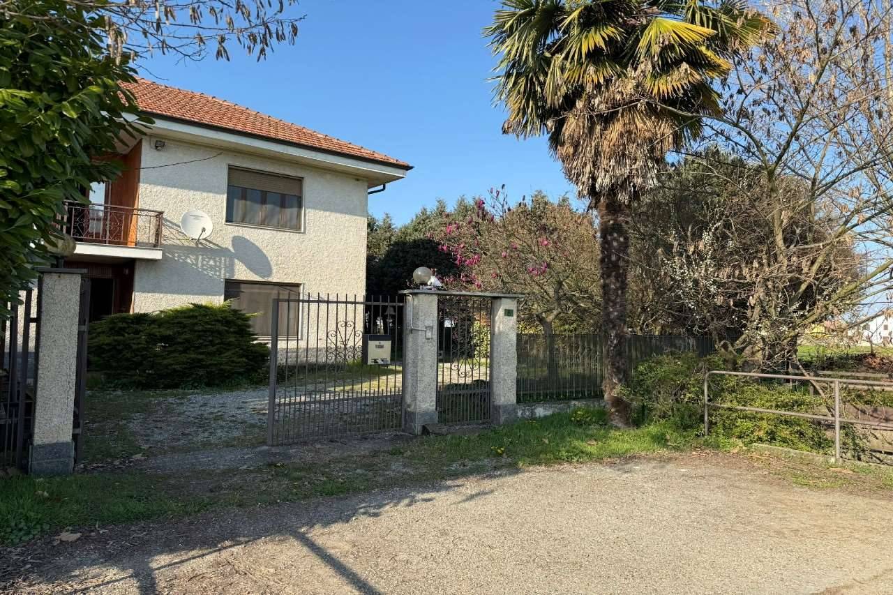 Villa, Scalenghe