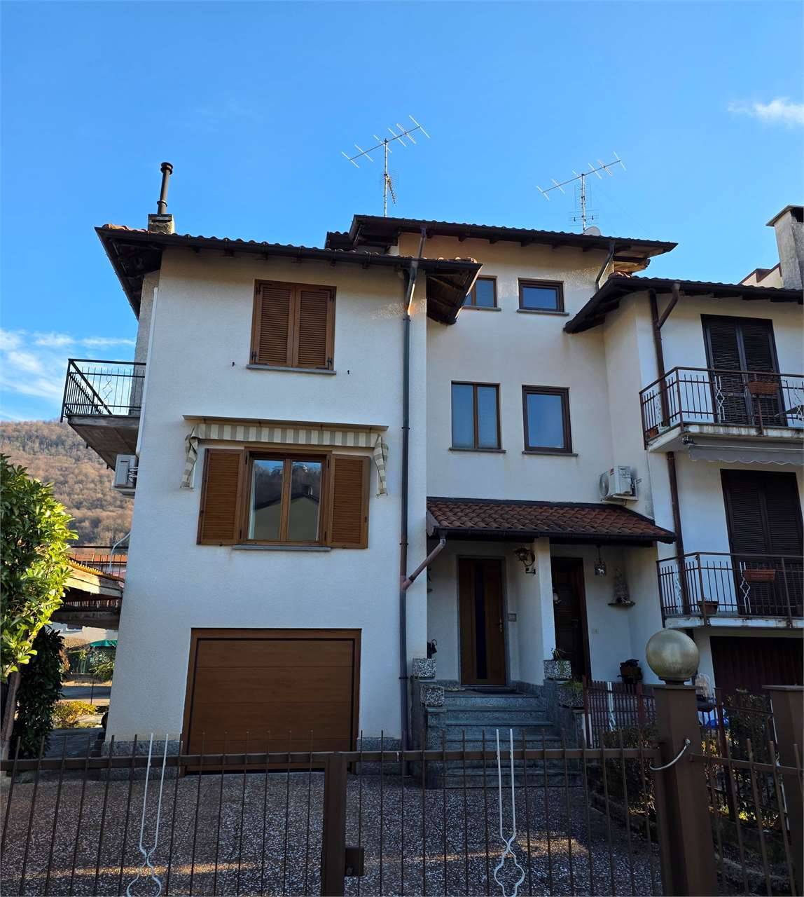 Porzione di casa, Porto Ceresio