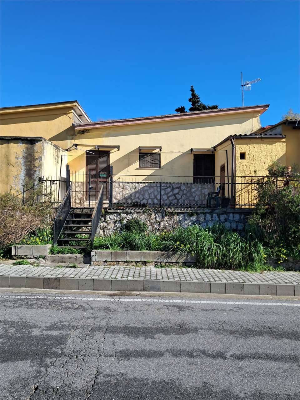 Casa indipendente, Francolise