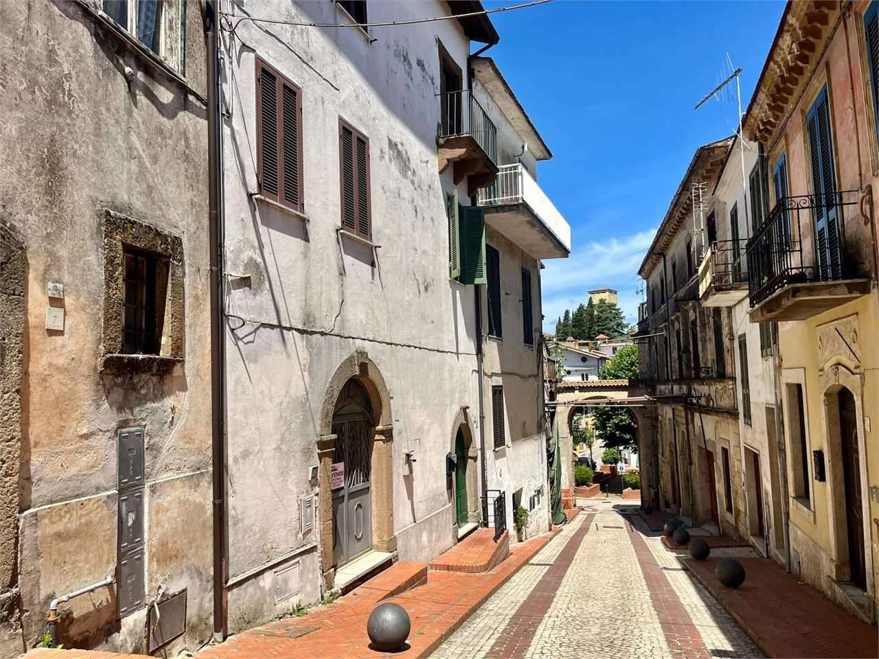 Palazzo - Stabile, Torrice