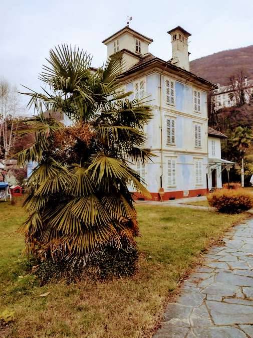 Villa, Masera