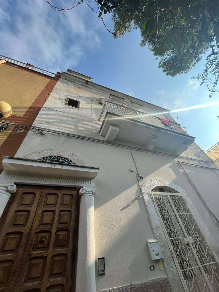 Casa indipendente, Canosa di Puglia