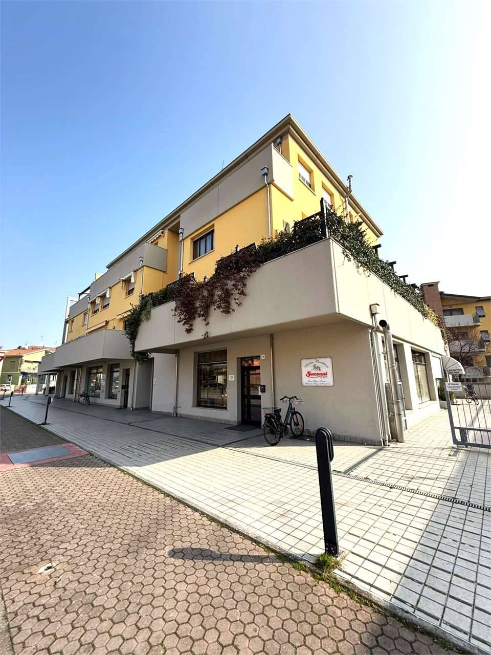 Negozio, Noceto